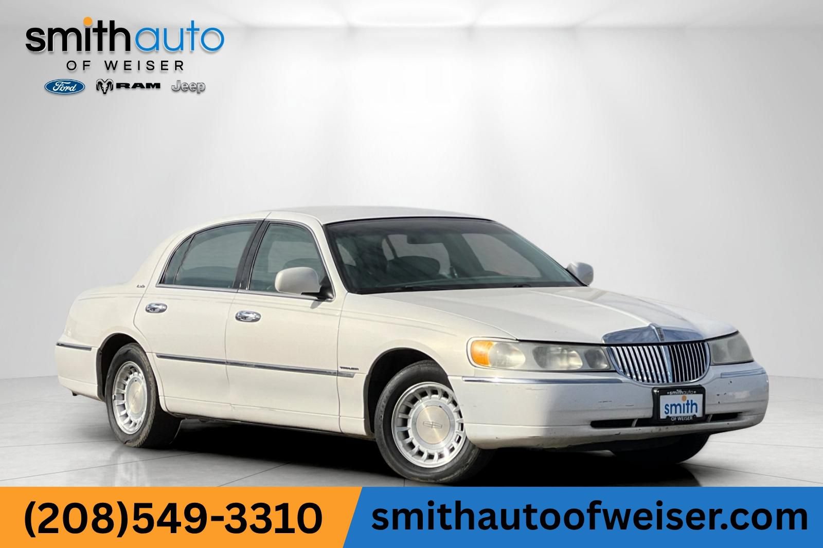 Used 2000 Lincoln Town Car Executive