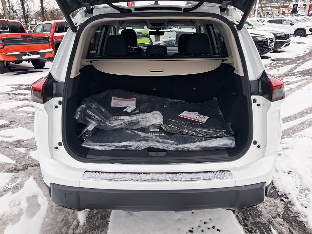 New 2026 Nissan Rogue SV w/ Cold Weather Package image 24