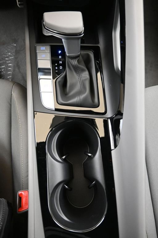 New 2026 Hyundai Elantra Sport image 35