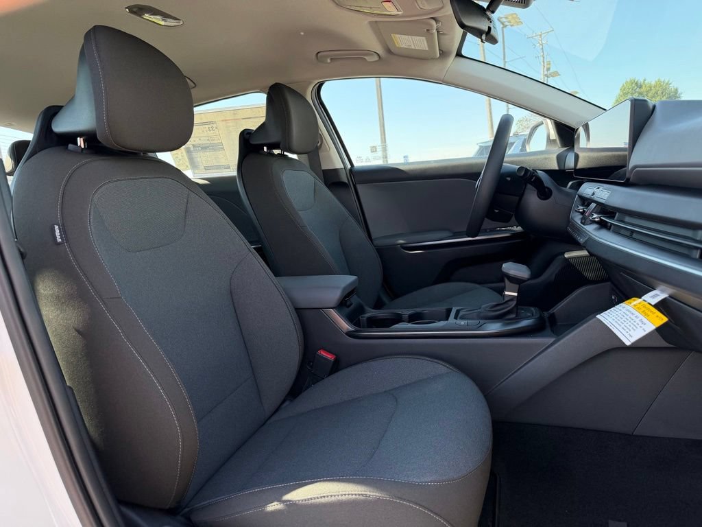 New 2026 Kia K4 FWD image 31