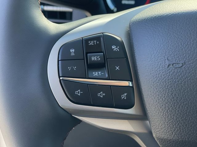 New 2026 Ford Explorer Active RWD image 8