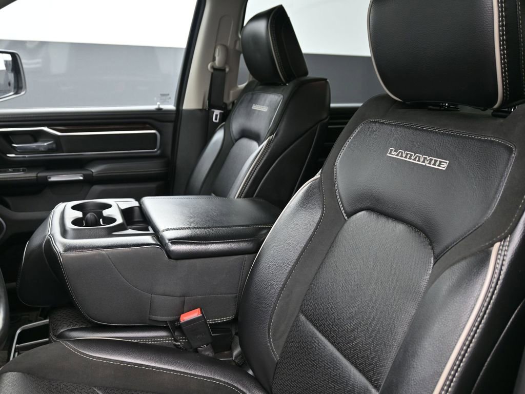 Used 2022 RAM 1500 Laramie AWD/4WD image 10