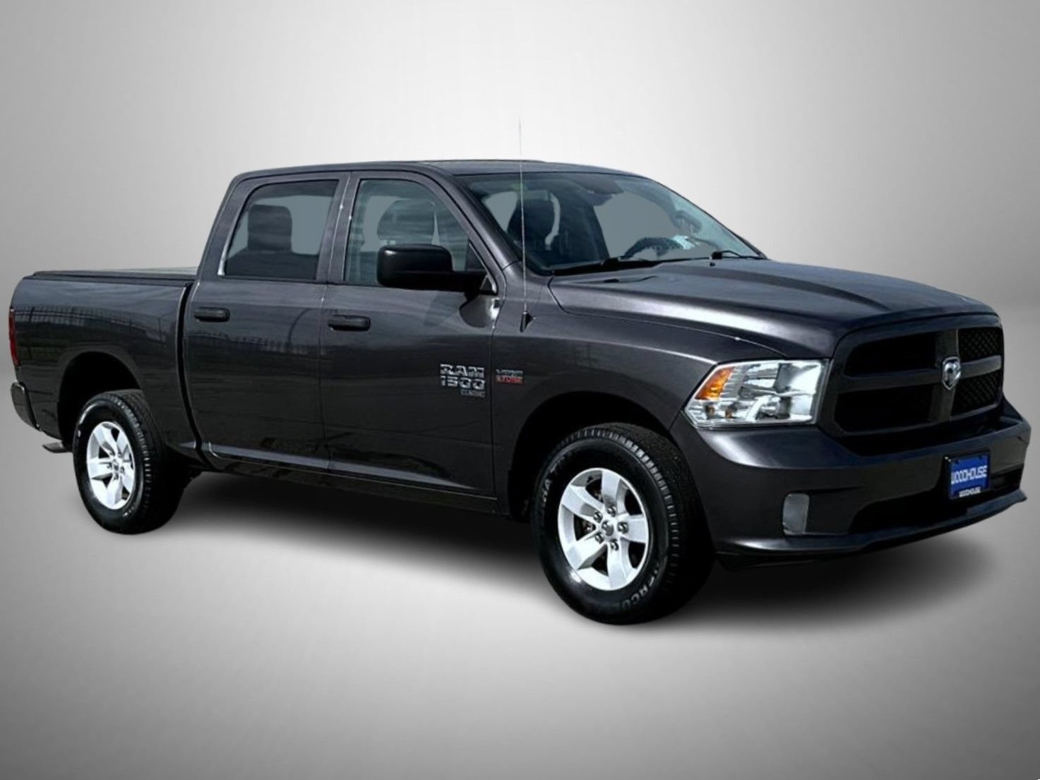 Used 2019 RAM 1500 Express AWD/4WD image 3
