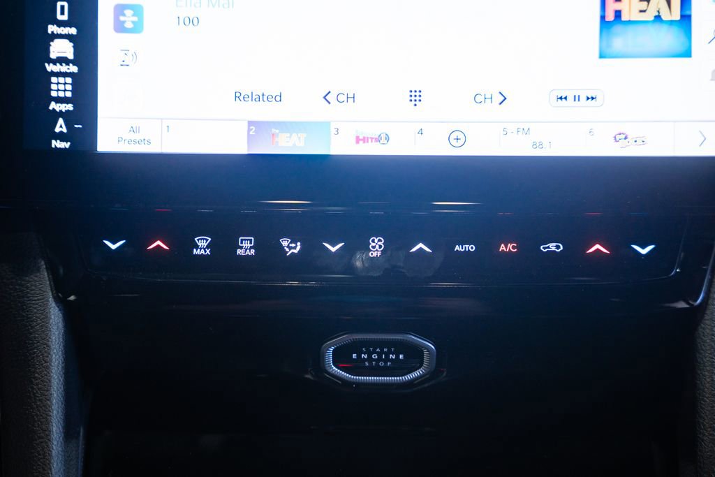 New 2026 Jeep Grand Cherokee Limited AWD/4WD image 24
