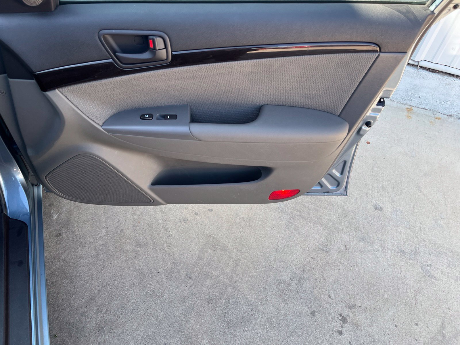 Used 2010 Hyundai Sonata GLS FWD image 15