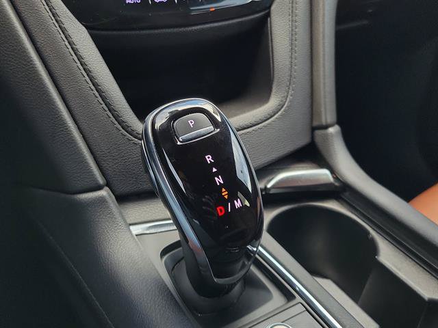 Certified 2022 Cadillac XT5 Premium Luxury w/ Technology Package FWD image 48