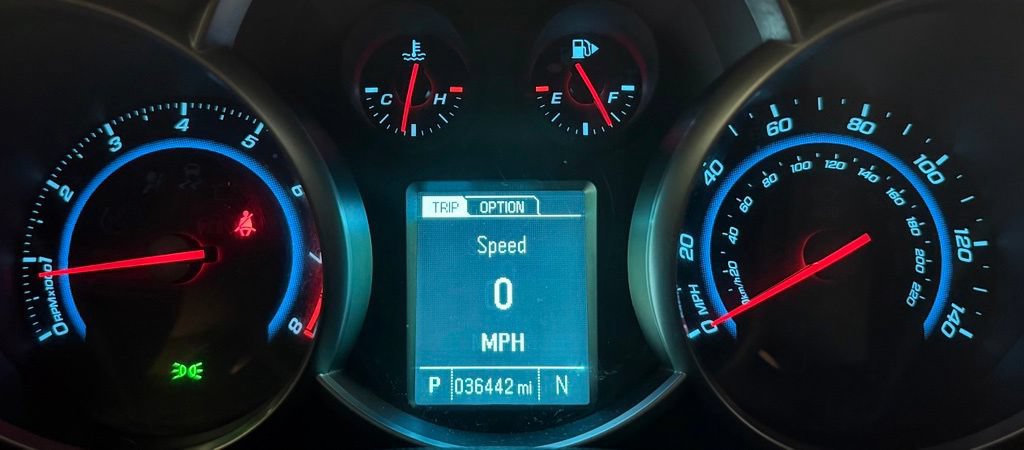 Used 2014 Chevrolet Cruze LT FWD image 17