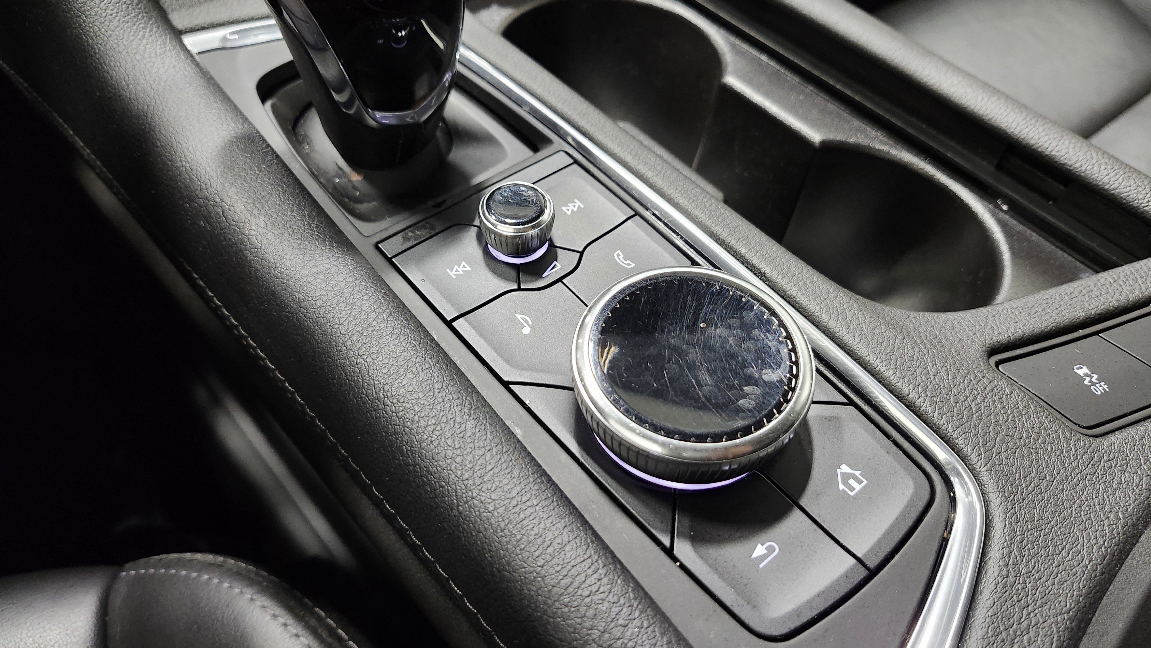 Used 2020 Cadillac XT5 Premium Luxury image 35