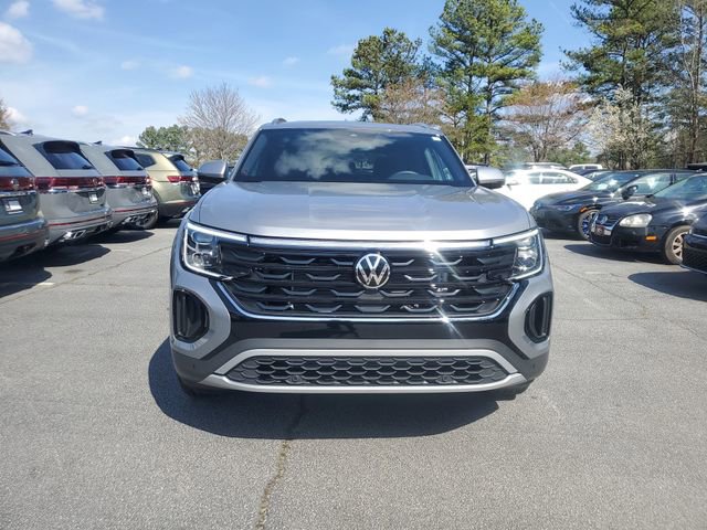 New 2026 Volkswagen Atlas Cross Sport SE FWD image 2
