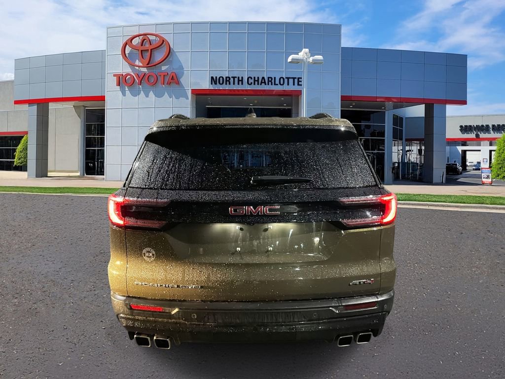 Used 2024 GMC Acadia AT4 w/ Luxury Package image 9