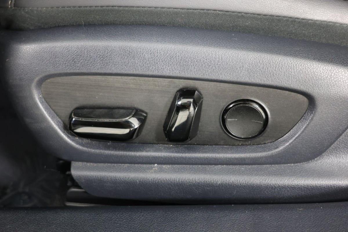 Used 2023 Lexus ES 350 F Sport w/ Accessory Package (Z2) FWD image 24