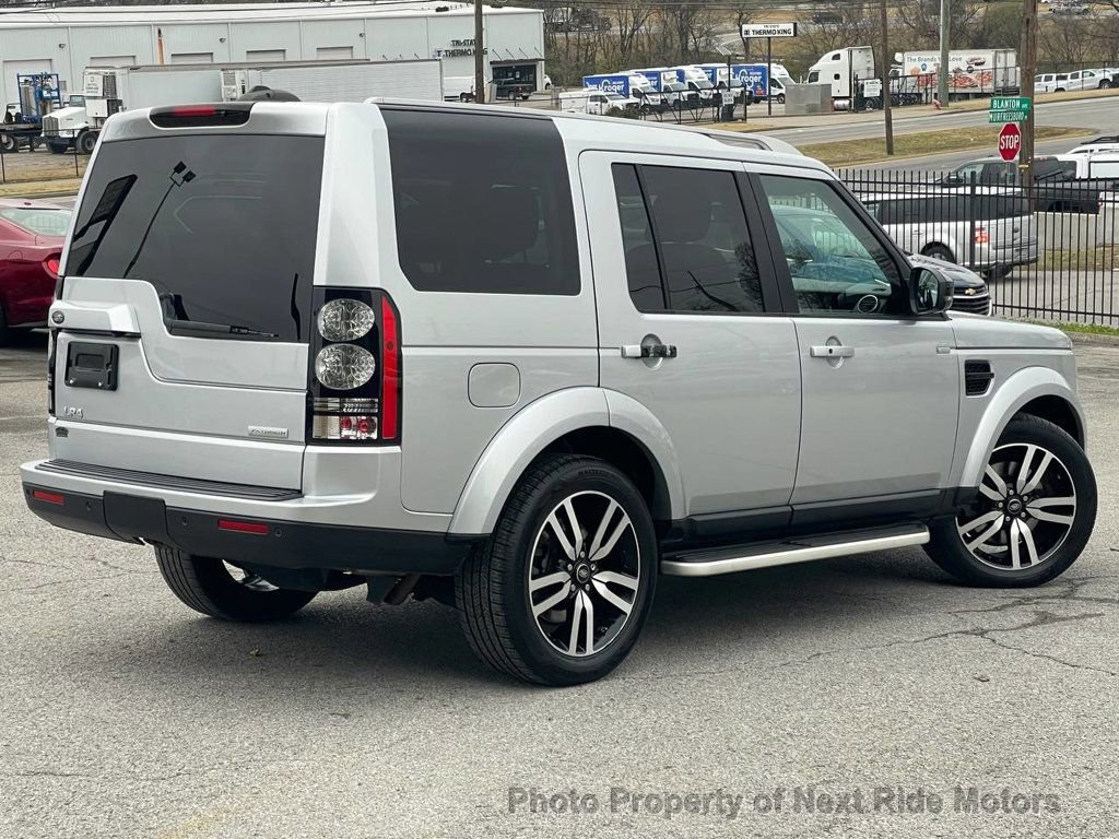 Used 2016 Land Rover LR4 HSE LUX image 2