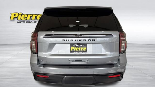 Used 2024 Chevrolet Suburban Z71 w/ Luxury Package AWD/4WD image 4