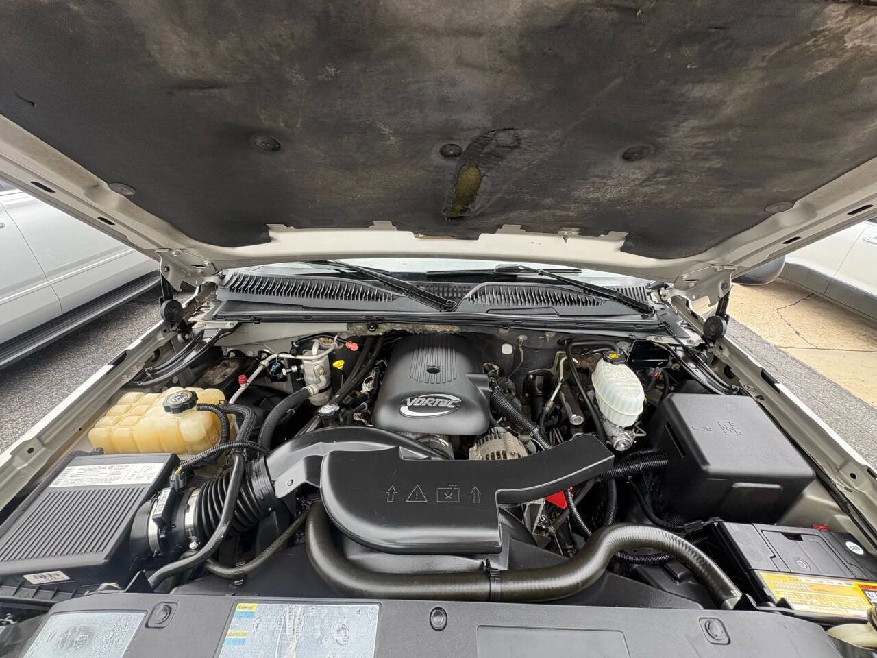 Used 2004 Chevrolet Avalanche image 7