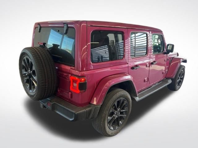 Used 2022 Jeep Wrangler Unlimited Sahara w/ Cold Weather Group image 10