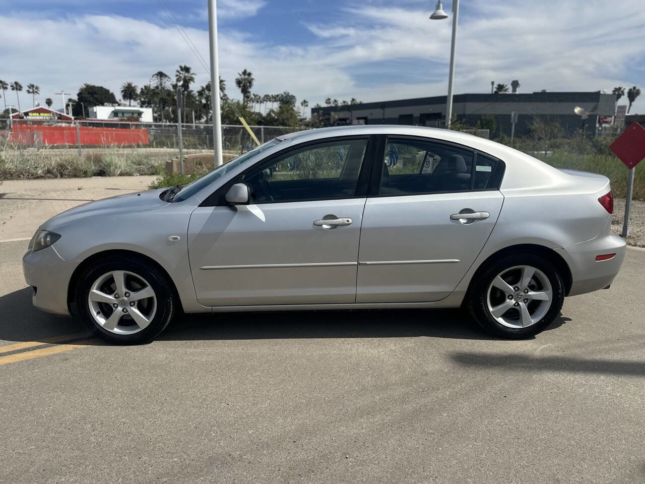 Used 2006 MAZDA MAZDA3 i Touring image 10