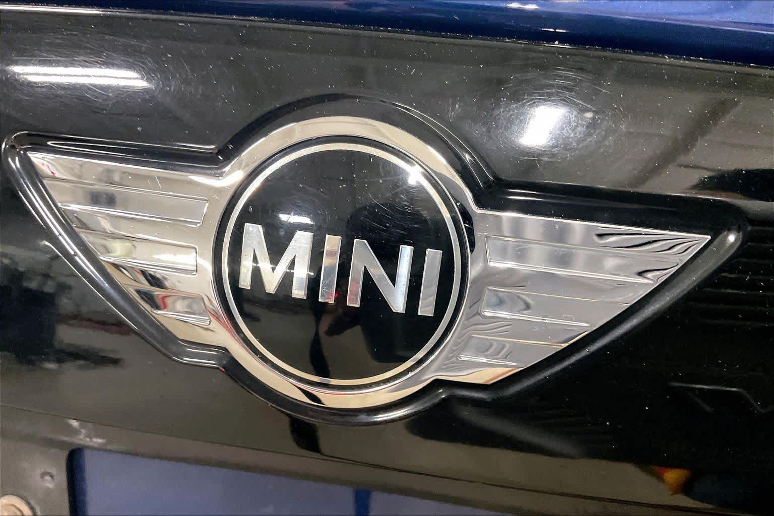 Used 2017 MINI Cooper 2-Door Hardtop FWD image 29