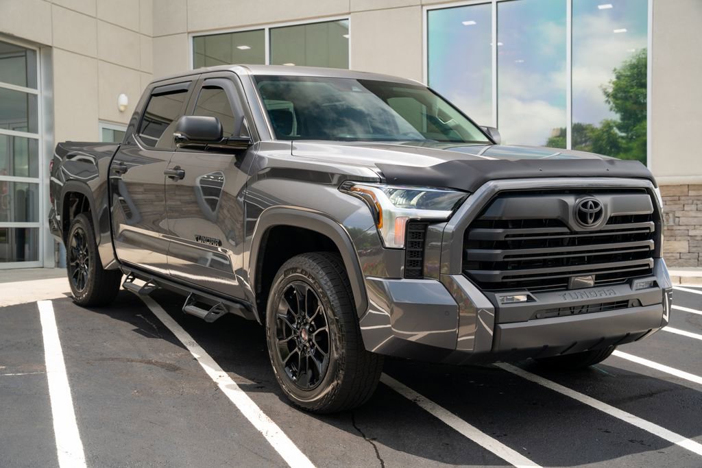 Used 2024 Toyota Tundra SR5 w/ SR5 Convenience Package AWD/4WD image 7