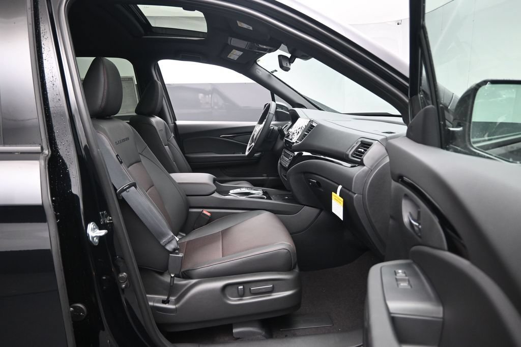 New 2026 Honda Ridgeline Black Edition image 23