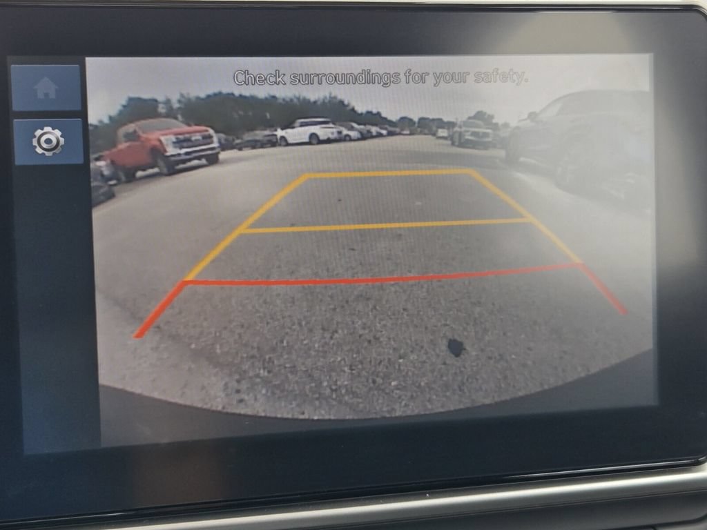 Certified 2023 Hyundai Venue SEL FWD image 20