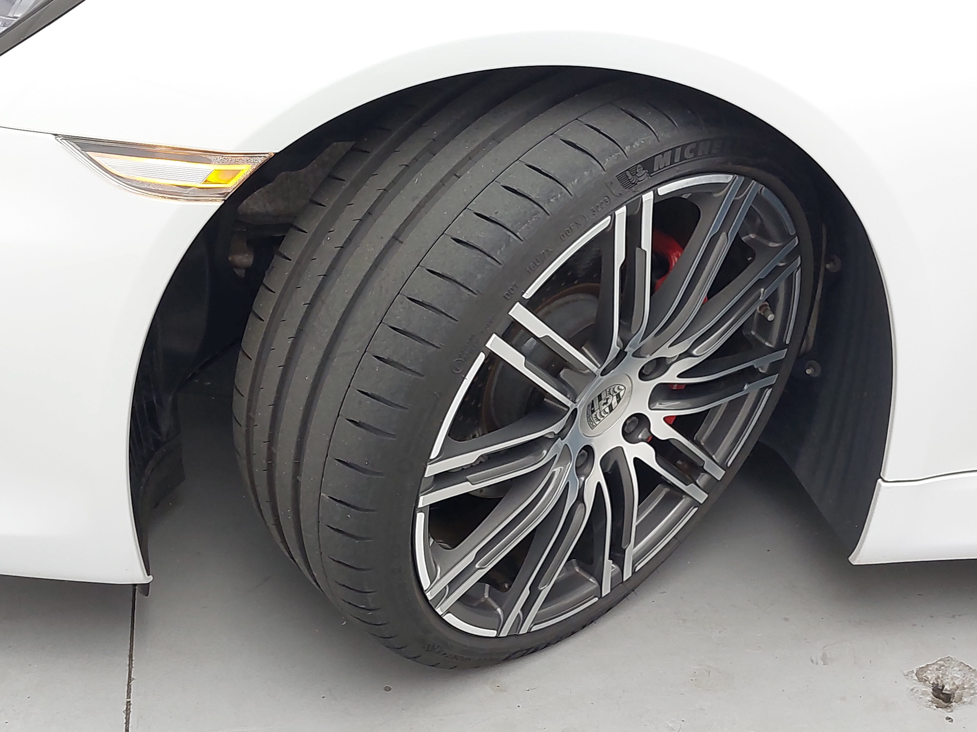 Certified 2015 Porsche Cayman GTS RWD image 27