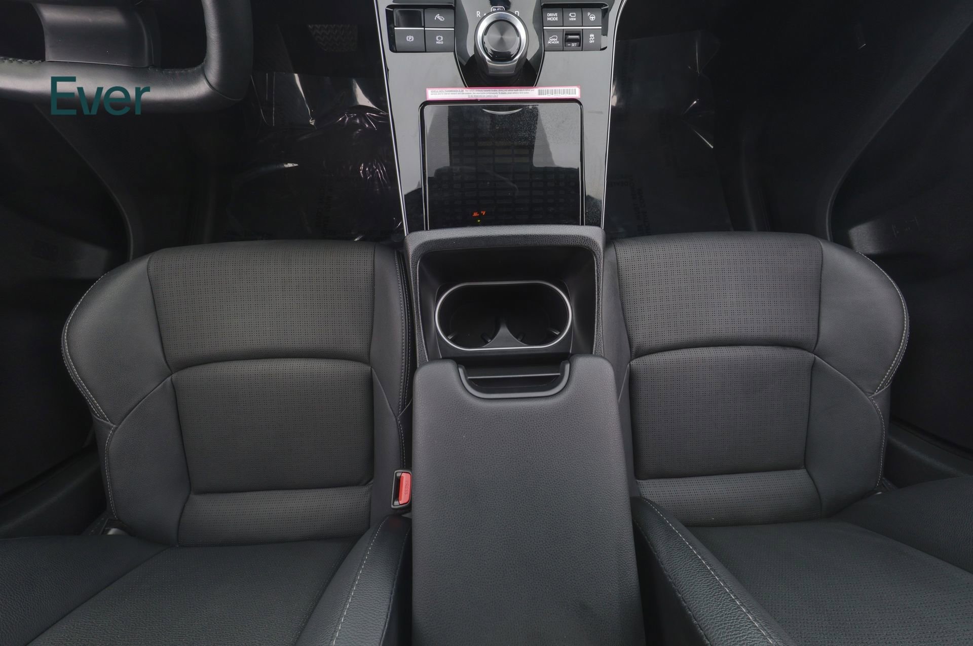 Used 2024 Subaru Solterra Touring w/ Touring Package image 27