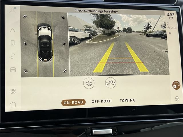 Used 2024 Land Rover Discovery S AWD/4WD image 19