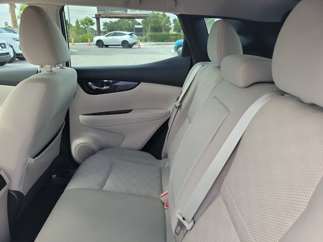 Certified 2021 Nissan Rogue Sport SV FWD image 13