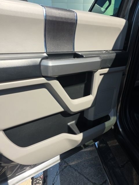 Used 2016 Ford F150 XLT image 15