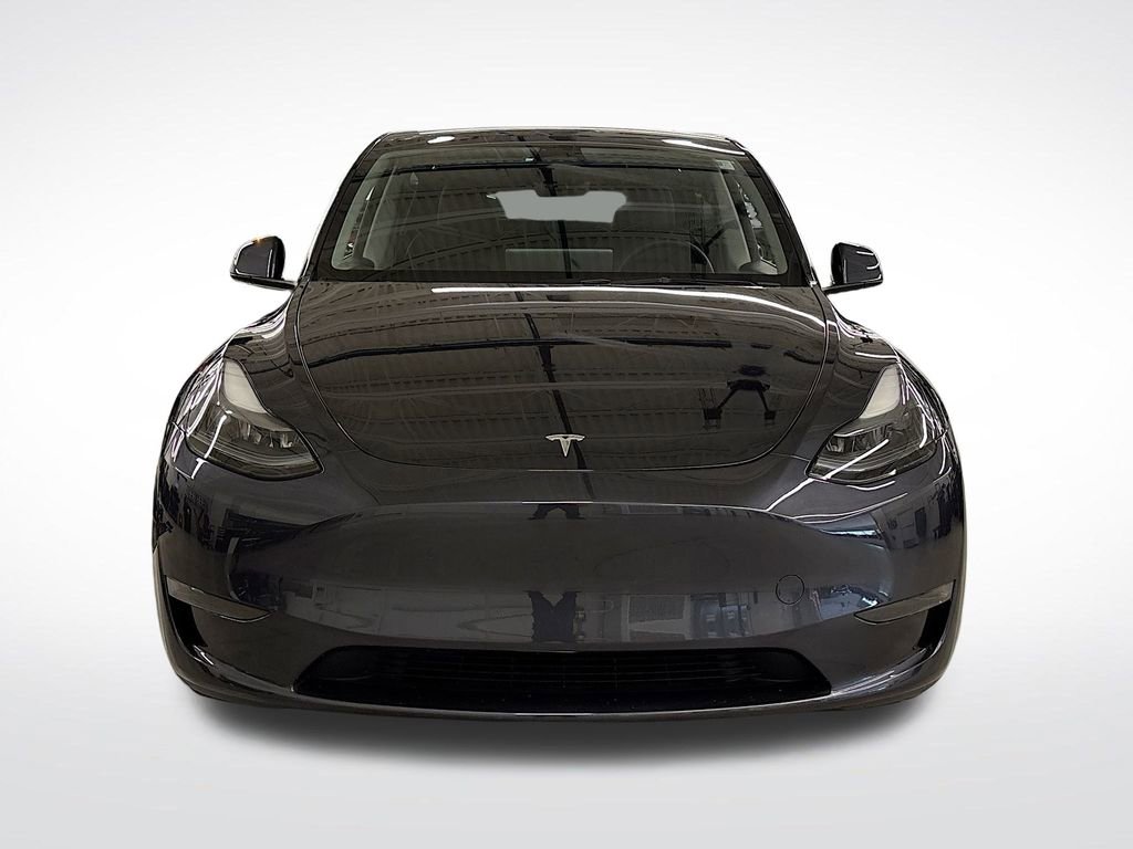 Used 2024 Tesla Model Y 2WD image 8
