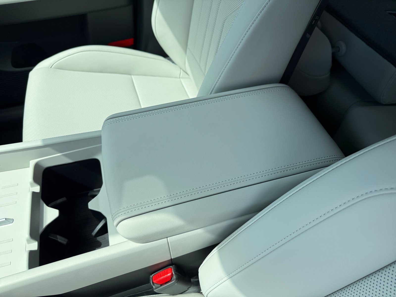 New 2026 Hyundai Santa Fe SEL AWD/4WD image 14