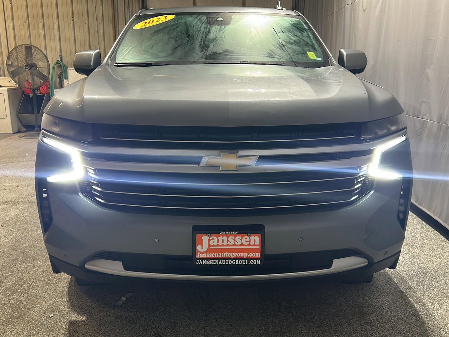 Used 2023 Chevrolet Suburban LT image 5