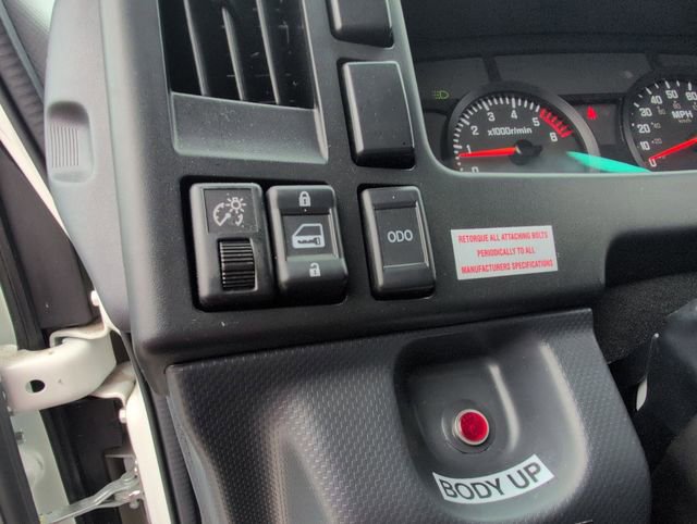 Certified 2024 Chevrolet Low Cab Forward image 31