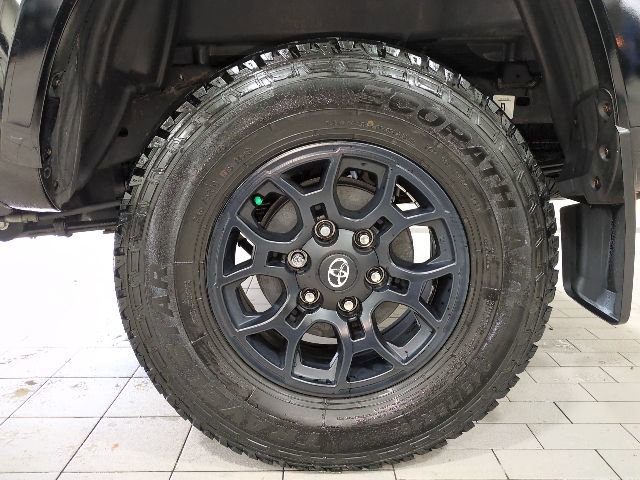 Used 2021 Toyota Tacoma SR5 image 17