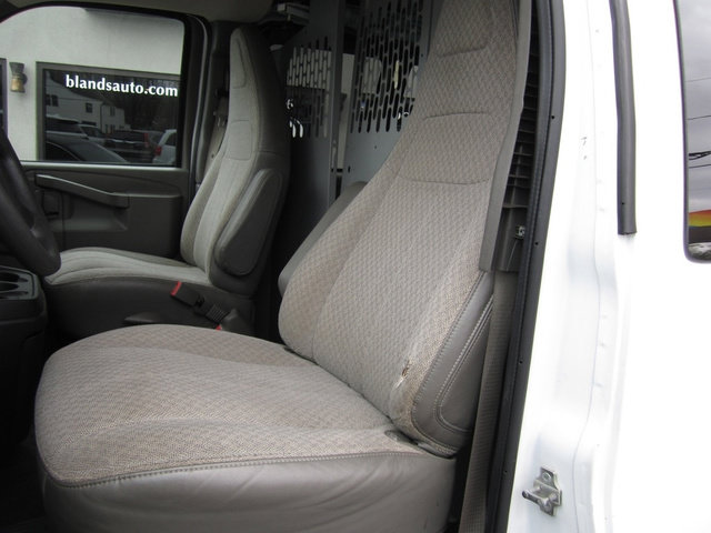 Used 2019 Chevrolet Express 3500 LT w/ LT Preferred Equipment Group RWD image 8