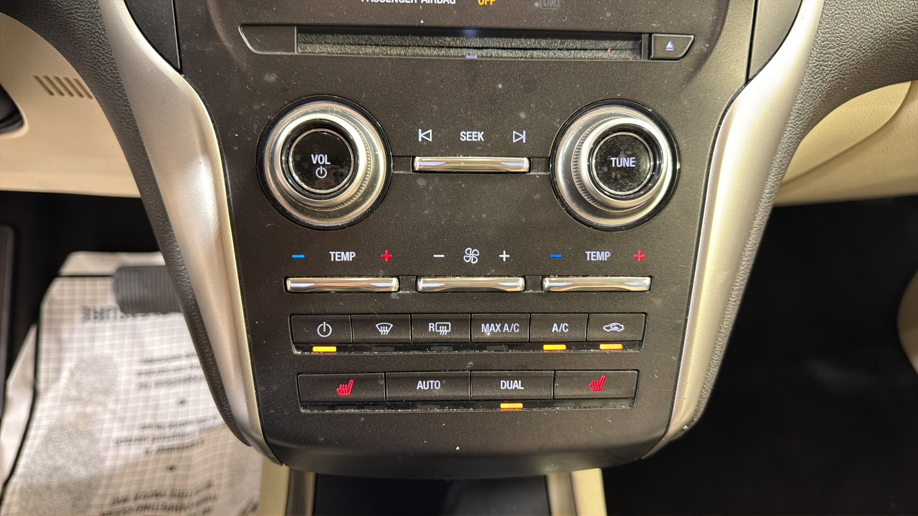 Used 2015 Lincoln MKC FWD w/ Equipment Group 101A Select image 18