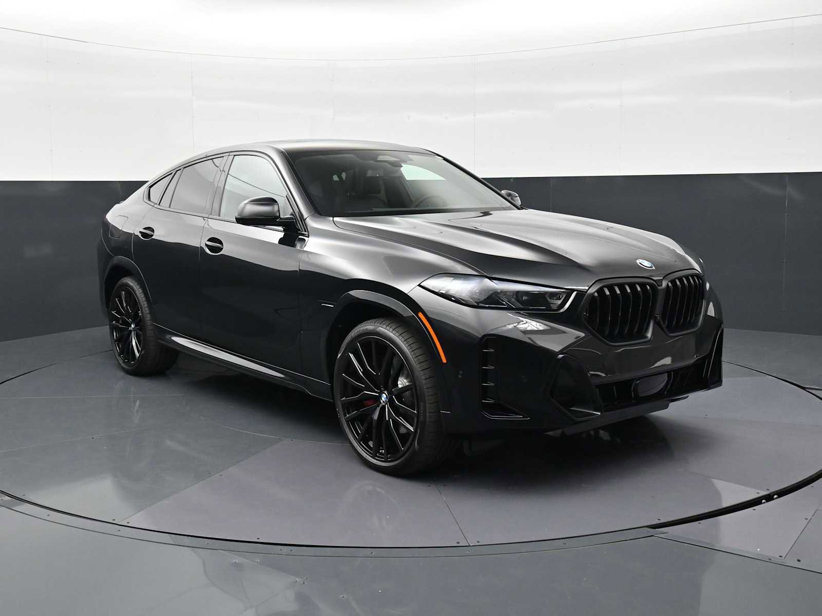 New 2026 BMW X6 xDrive40i w/ Executive Package AWD/4WD image 3