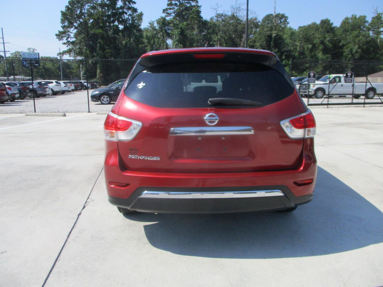 Used 2013 Nissan Pathfinder S FWD image 6