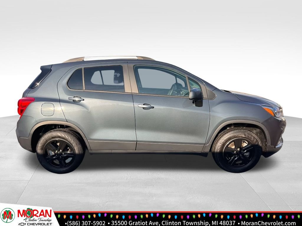 Certified 2022 Chevrolet Trax LT w/ Driver Confidence Package image 7