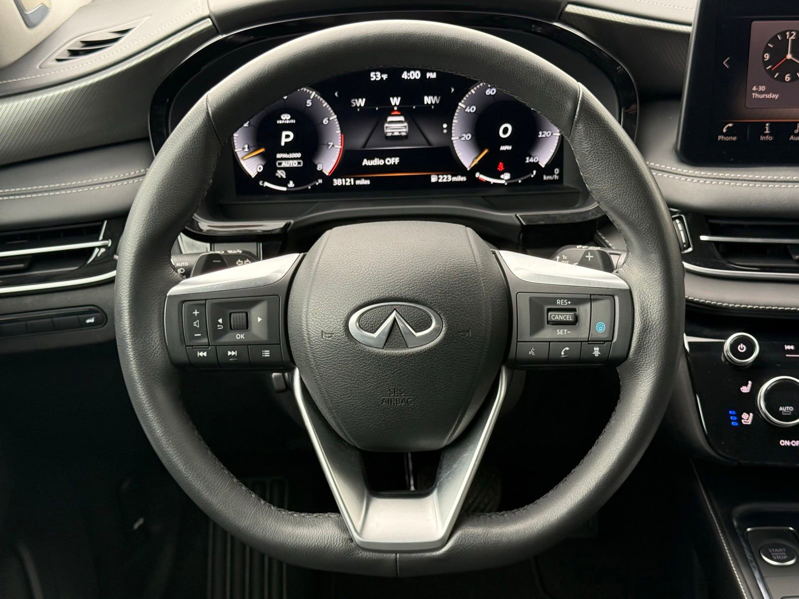 Used 2023 INFINITI QX60 Luxe w/ Performance Audio Package AWD/4WD image 37