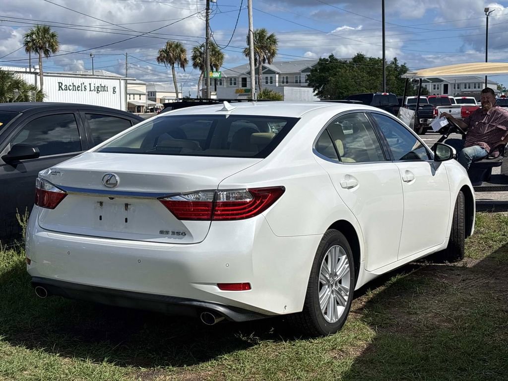 Used 2014 Lexus ES 350 w/ Premium Package FWD image 4
