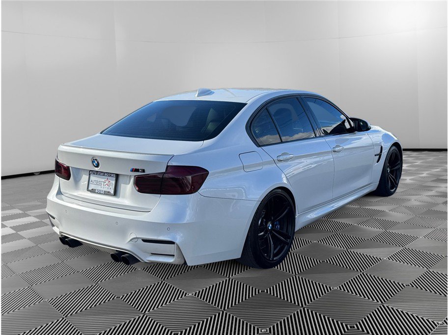 Used 2017 BMW M3 RWD image 4