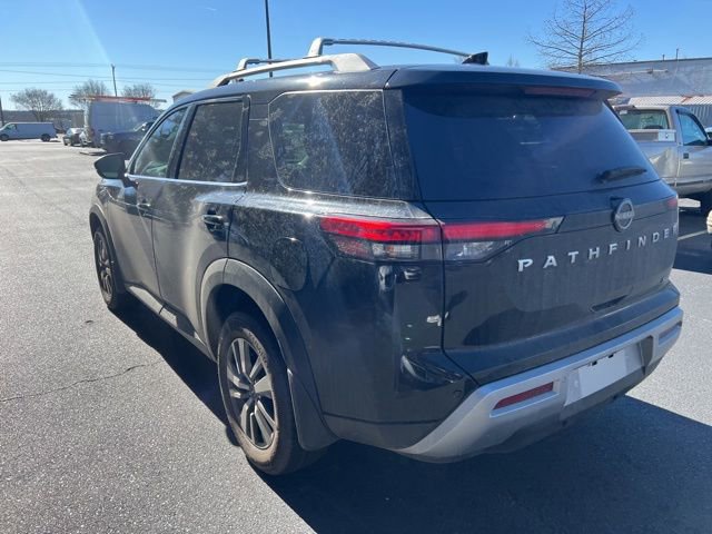 Used 2025 Nissan Pathfinder SL image 7