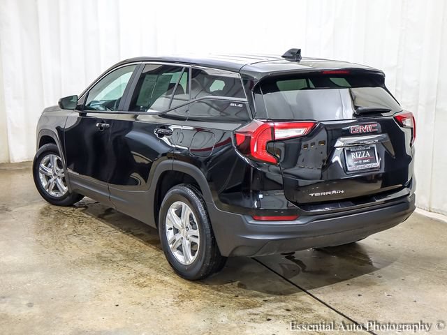 Used 2024 GMC Terrain SLE FWD image 9