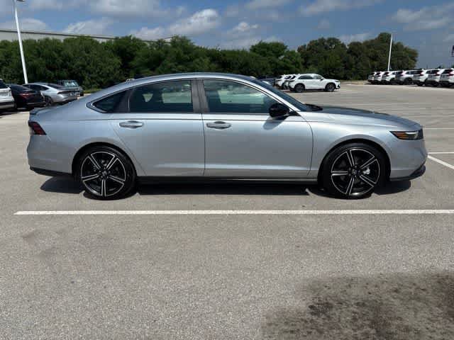 Used 2025 Honda Accord Sport image 6