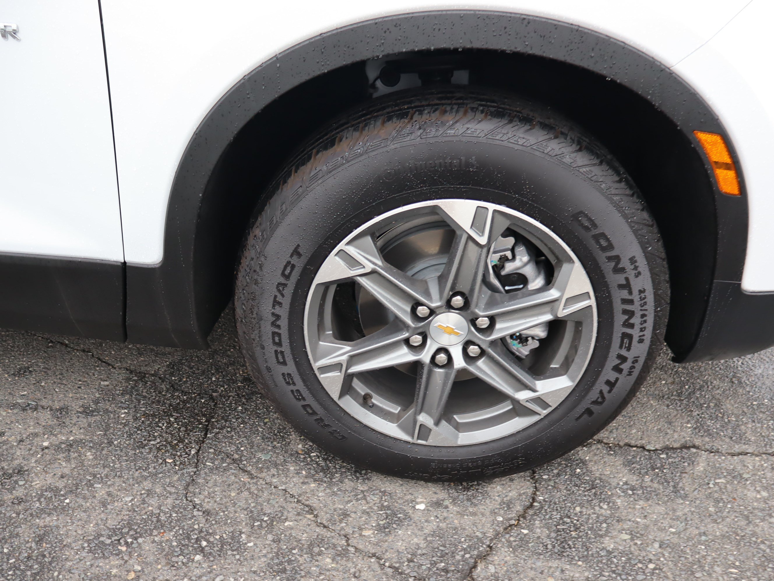 Used 2025 Chevrolet Blazer LT FWD image 37