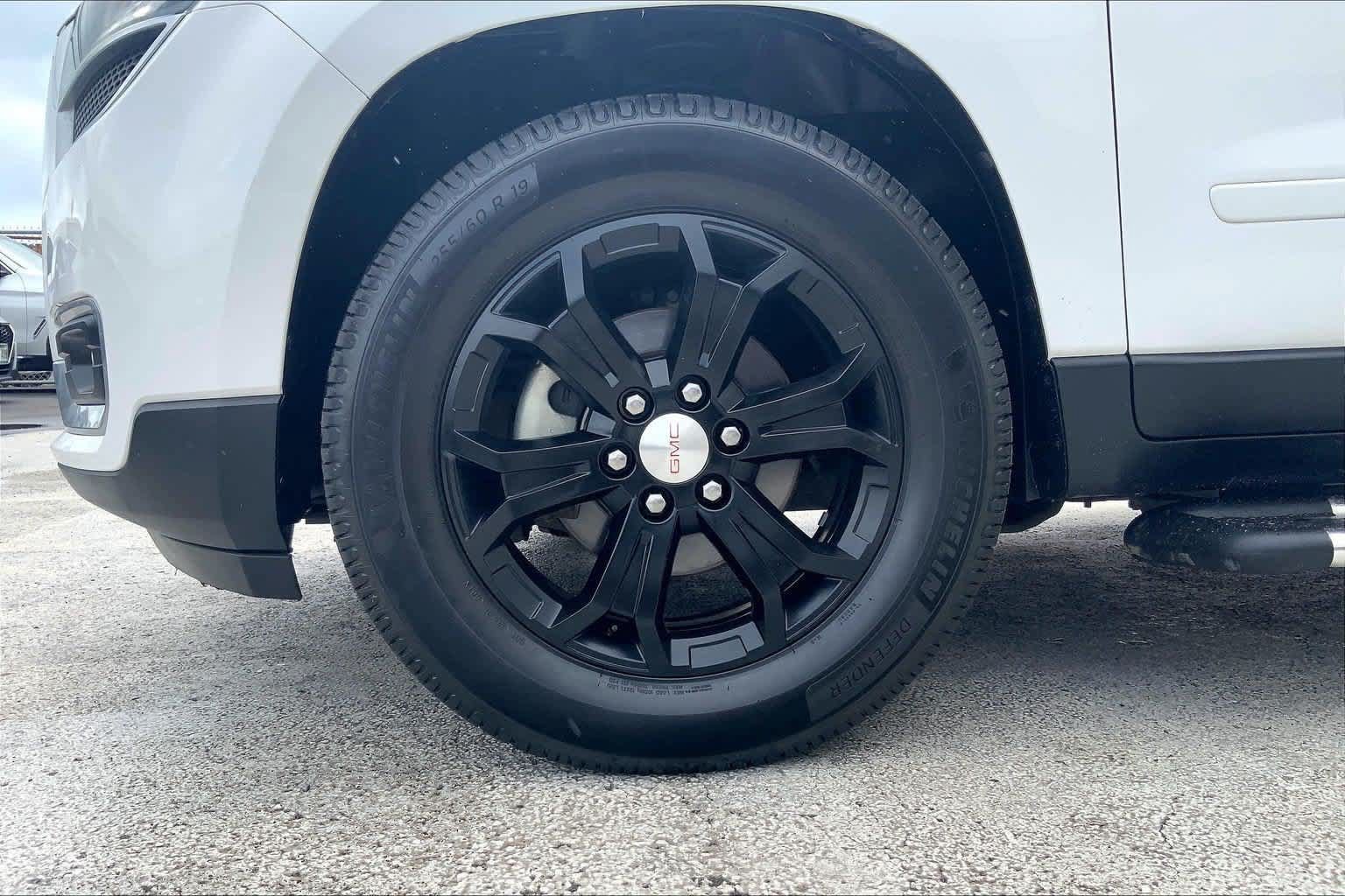 Used 2016 GMC Acadia SLT w/ Open Road Package FWD image 8