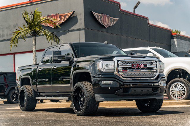 Used 2017 GMC Sierra 1500 SLT w/ SLT Premium Package