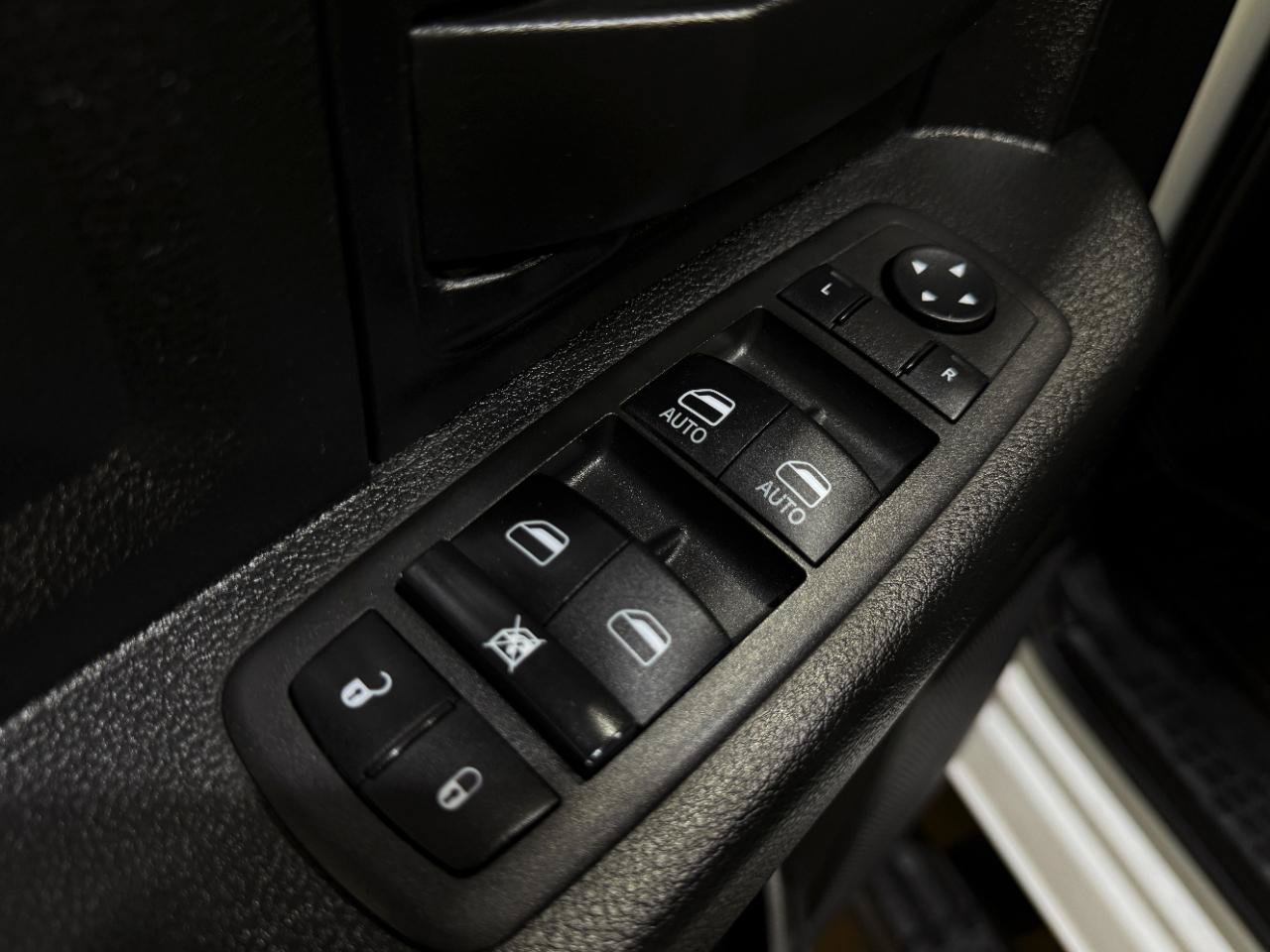 Used 2022 RAM 3500 Tradesman AWD/4WD image 27