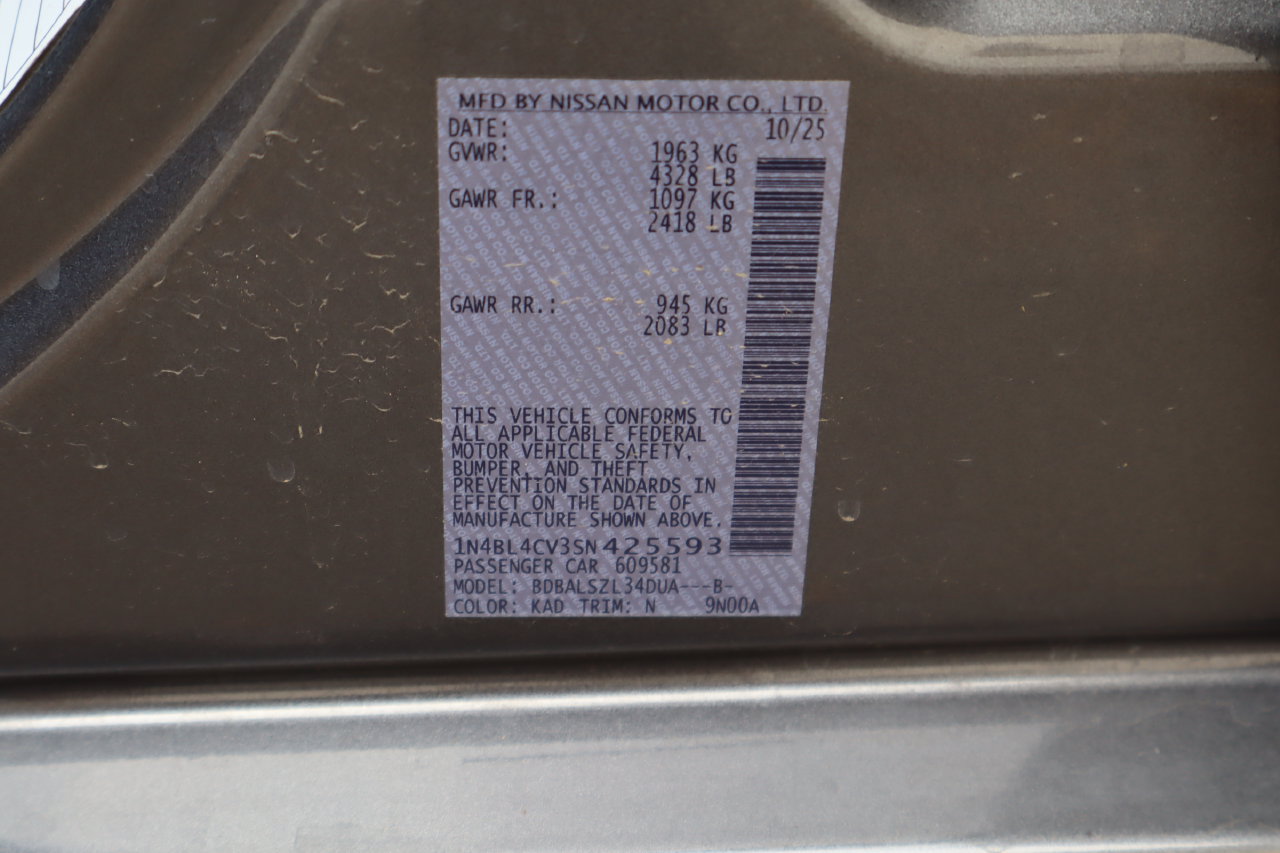 Used 2025 Nissan Altima 2.5 SR FWD image 27